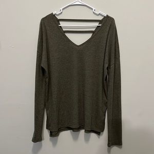 SO Juniors V-Neck Long Sleeve. Olive Green. Size Large.